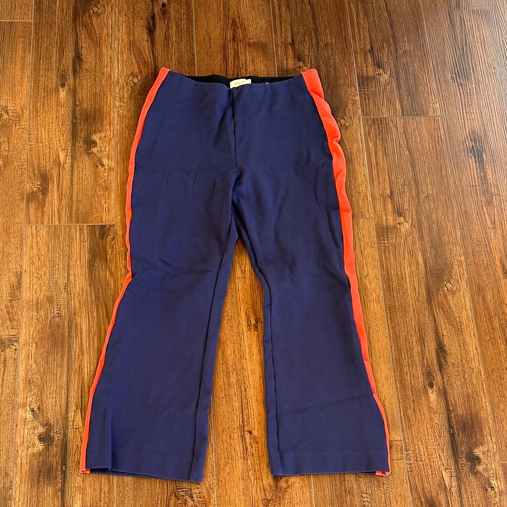 Anthropology Maeve Navy Blue cropped kick flare.The Margot pant.Size Medium